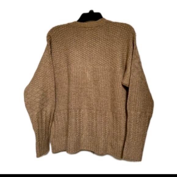 NWOT CAbi Tan Oversized Multi Knit Pattern Cardigan Sweater L/Xl - Picture 3 of 9